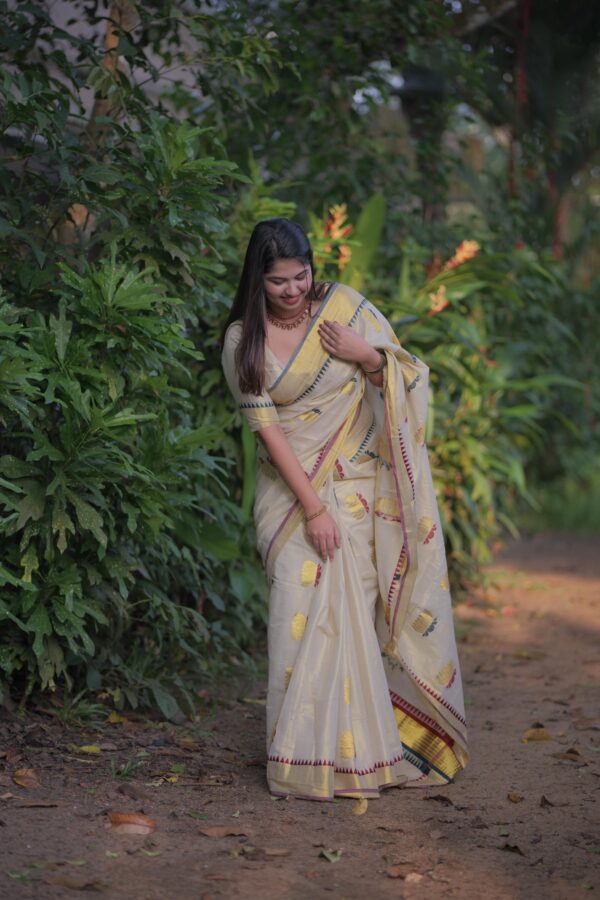 2026/06/1000202874-scaled.jpg Mandara - lotus weave premium kerala tissue saree