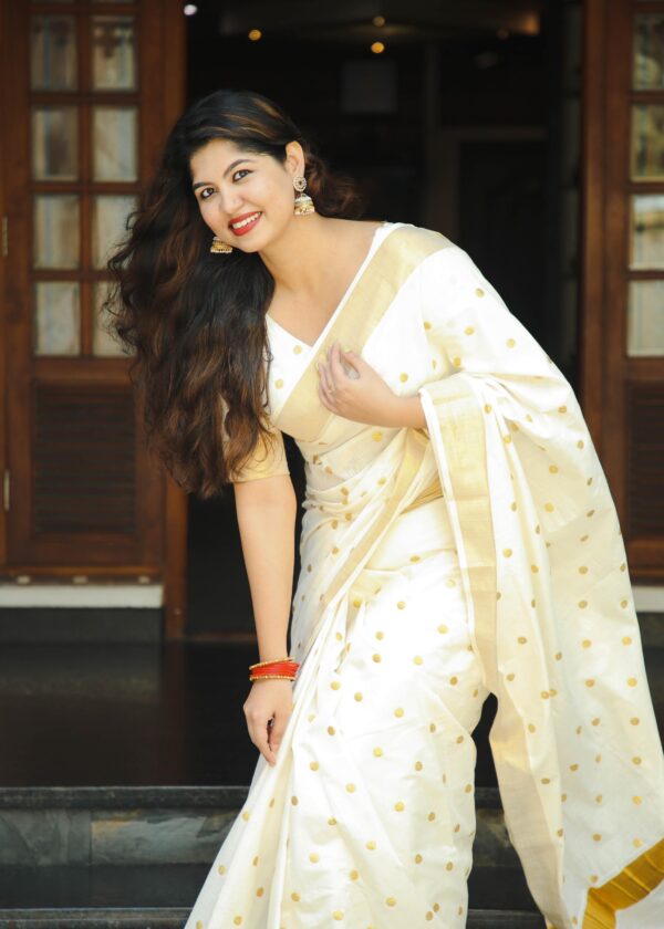 polka small - premium kerala saree