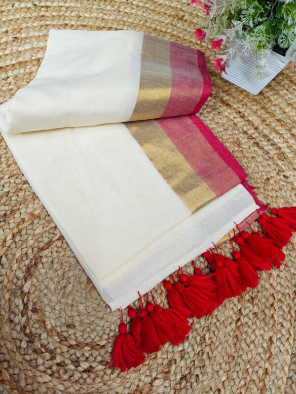 Sakhi - 120 Thread Count Mul Cotton Saree with Traditional Gold Kasavu Border