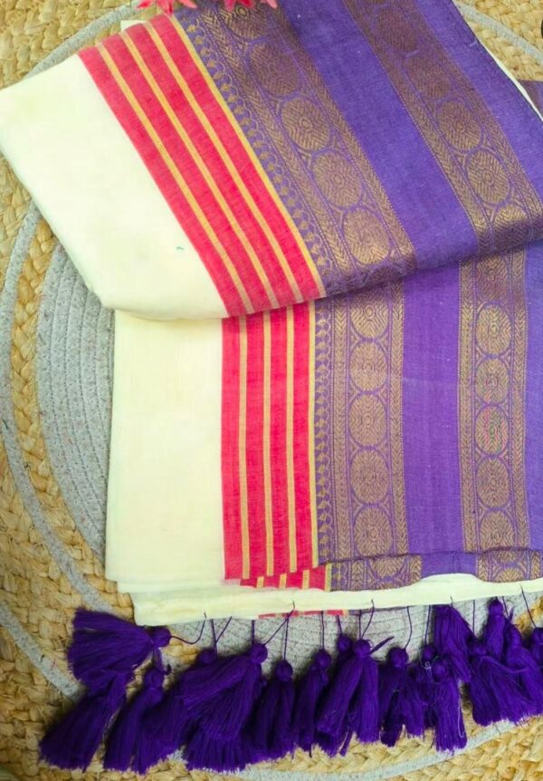 gouri - 120 Thread Count Mul Cotton Saree with Traditional Gold Kasavu Border