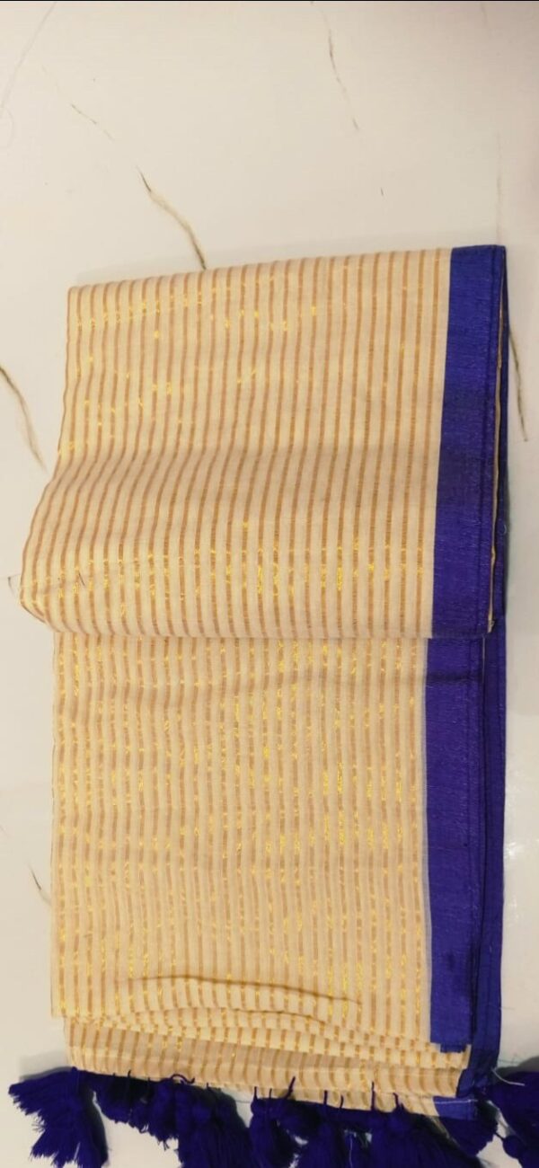 Theera - 120 Thread Count Mul Cotton Saree with Traditional Gold Kasavu Border
