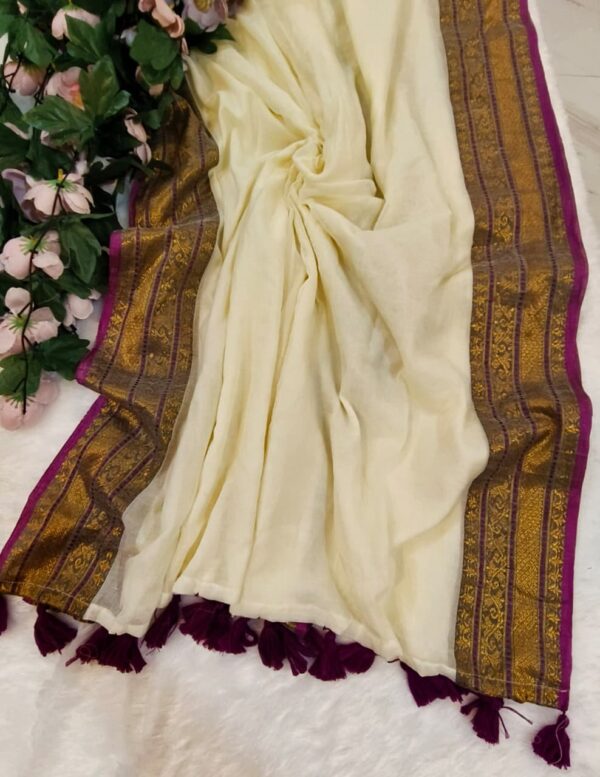 karna - 120 Thread Count Mul Cotton Saree with Traditional Gold Kasavu Border