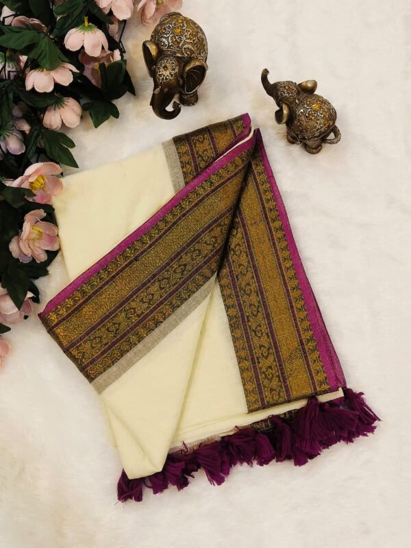 karna - 120 Thread Count Mul Cotton Saree with Traditional Gold Kasavu Border