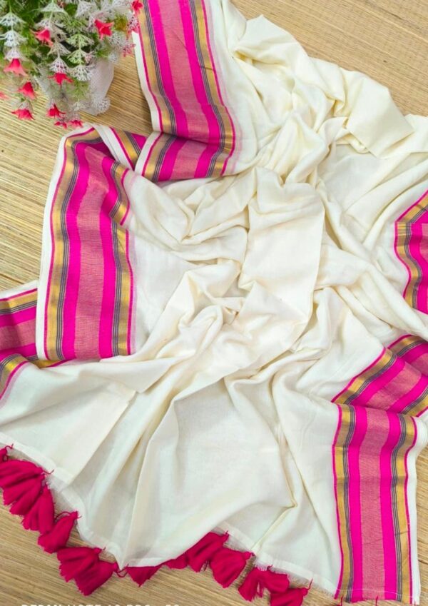 leyam - 120 Thread Count Mul Cotton Saree with Traditional Gold Kasavu Border