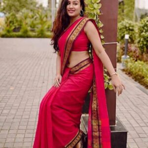 Dhanya - 120 Thread Count Mul Cotton Saree with Traditional Gold Kasavu Border