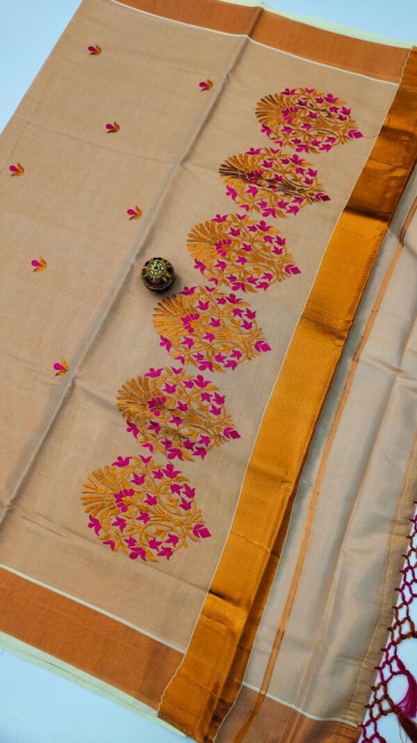 Diksha- Tissue  kerala saree