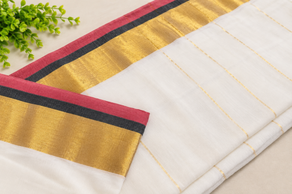 2026/07/1001914775.png Rudra005- 120 Thread Count Mul Cotton Saree with Traditional Gold Kasavu Border