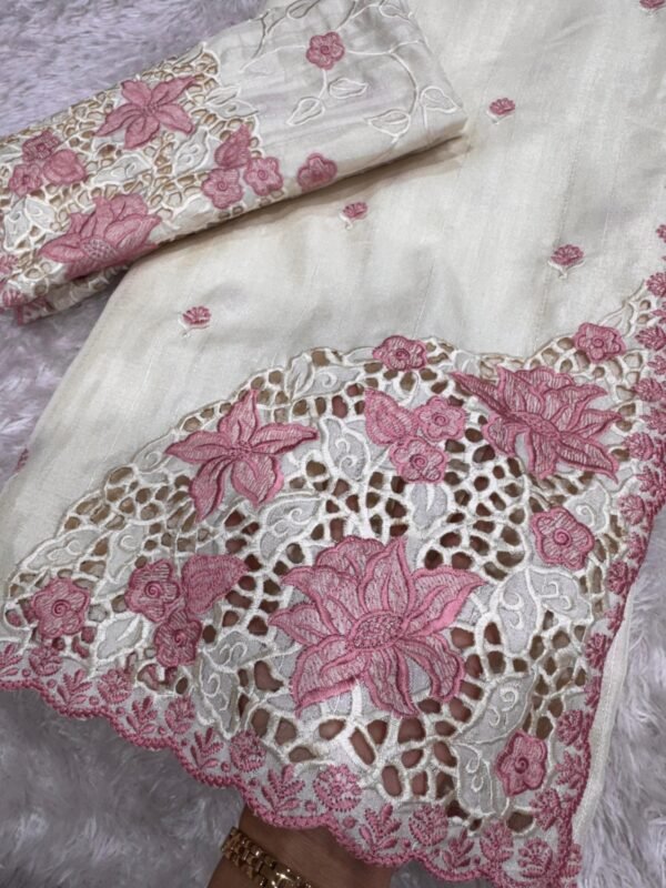 Queen 001 - Blended tussar with corner cutwork and embroidery